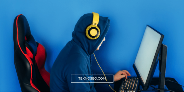Teknoseo.com (30) Oyuncu Koltuğu mu Ofis Koltuğu mu?