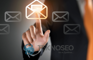 E-postanın Avantajları E-postanın Avantajları